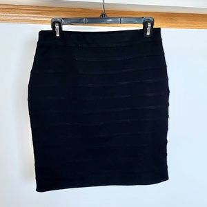 Express size small black skirt NWT
